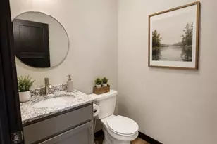 742 Sequoia Dr, Altoona, WI 54720 - Photo 4