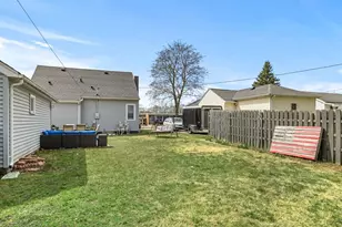 2931 8th St, Eau Claire, WI 54703 - Photo 8