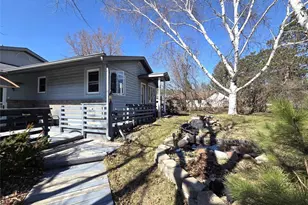 217 Summit St, Spooner, WI 54801 - Photo 2