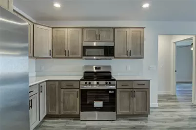1836 Dorret Road, Eau Claire, WI 54703 - Photo 12