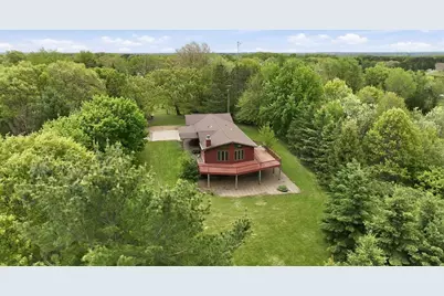 424 Kane Road, Eau Claire, WI 54703 - Photo 4