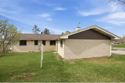 827 Park Ridge Drive, Eau Claire, WI 54703 - Photo 38