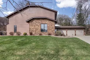 2804 W Princeton Ave, Eau Claire, WI 54703 - Photo 4