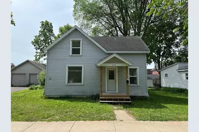 213 Niagara Street, Eau Claire, WI 54703 - Photo 1