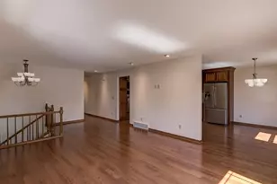 2916 Trinity St, Eau Claire, WI 54703 - Photo 4