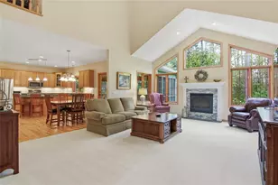 E4400 Pinewood Cir, Eleva, WI 54738 - Photo 6