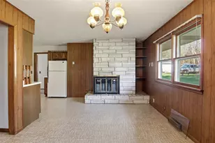 2824 Seymour Rd, Eau Claire, WI 54703 - Photo 10