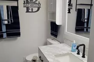 10953 Westview Ln, Mequon, WI 53092 - Photo 20