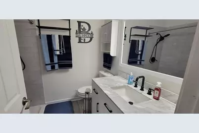 10953 Westview Lane, Mequon, WI 53092 - Photo 18