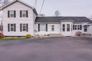 1047 Jefferson Ave #1 2 3 4, Chippewa Falls, WI 54729 - Photo 4