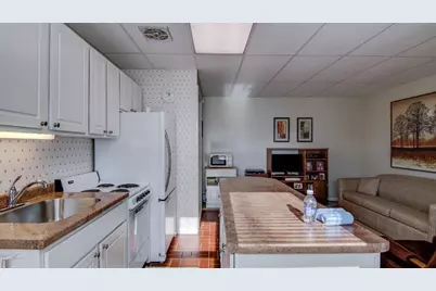 1047 Jefferson Avenue #1,2,3,4, Chippewa Falls, WI 54729 - Photo 22