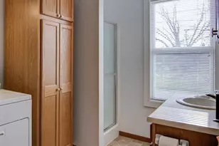 1047 Jefferson Ave #1 2 3 4, Chippewa Falls, WI 54729 - Photo 12