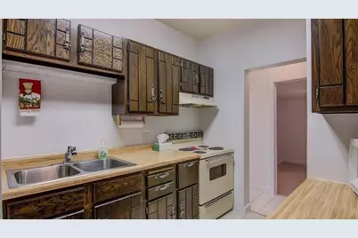1047 Jefferson Avenue #1,2,3,4, Chippewa Falls, WI 54729 - Photo 16