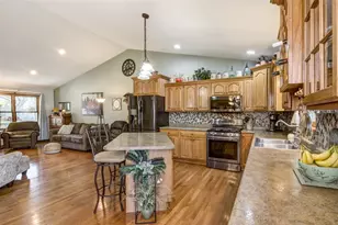 3310 Midway St, Eau Claire, WI 54703 - Photo 10