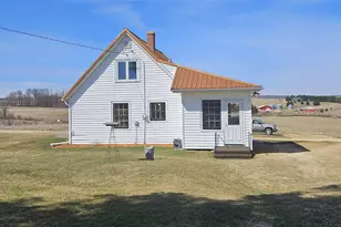 1458 W County Road G, Elmwood, WI 54740 - Photo 2