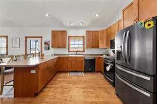 W15240 Sjuggerud Coulee Rd, Whitehall, WI 54773 - Photo 8