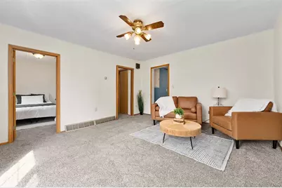 914 Water Street, Chippewa Falls, WI 54729 - Photo 8