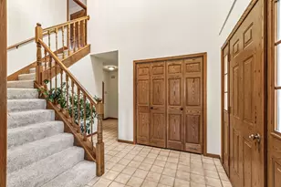 420 Southwood Ct, Eau Claire, WI 54701 - Photo 4