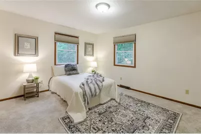 1210 S 50th Avenue, Eau Claire, WI 54703 - Photo 8