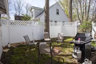 1104 7th Street #1104/1104-1/2, Menomonie, WI 54751 - Photo 8