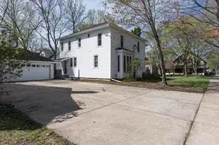 1104 7th Street #1104/1104-1/2, Menomonie, WI 54751 - Photo 54