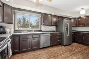 303-305 Moundsview Ct, Elk Mound, WI 54739 - Photo 8