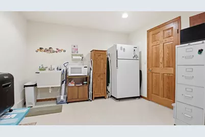 2530 E Princeton Avenue, Eau Claire, WI 54703 - Photo 36