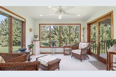 2530 E Princeton Avenue, Eau Claire, WI 54703 - Photo 8