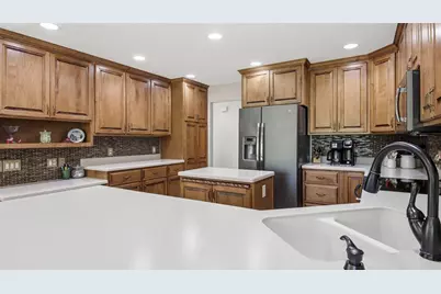2530 E Princeton Avenue, Eau Claire, WI 54703 - Photo 10