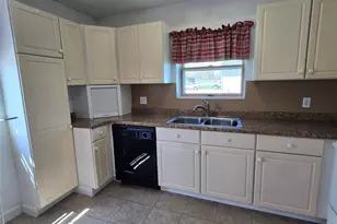 406 W Dell St, New Auburn, WI 54757 - Photo 14