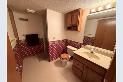 3137 Craig Road, Eau Claire, WI 54701 - Photo 14