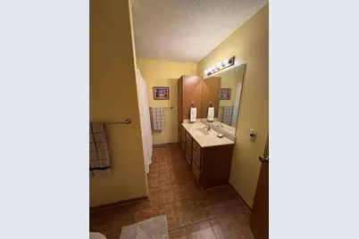 3137 Craig Road, Eau Claire, WI 54701 - Photo 10