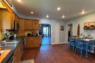 101 Thorp St, Thorp, WI 54771 - Photo 8