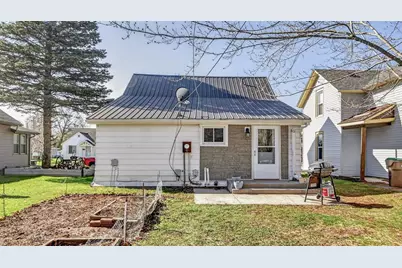 332 Dwight Street, Chippewa Falls, WI 54729 - Photo 16
