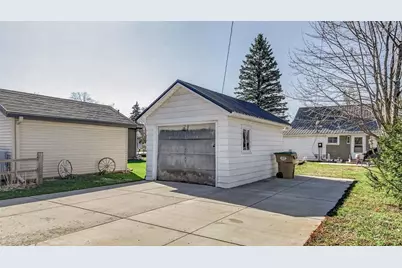 332 Dwight Street, Chippewa Falls, WI 54729 - Photo 18