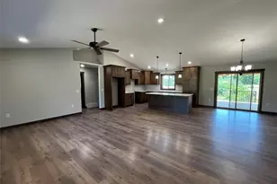 5981 162nd St, Chippewa Falls, WI 54729 - Photo 4