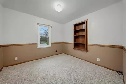 1213 Ervin Road, Eau Claire, WI 54703 - Photo 22