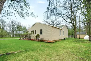 1213 Ervin Rd, Eau Claire, WI 54703 - Photo 4