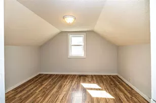 1031 Van Buren St, Black River Falls, WI 54615 - Photo 10
