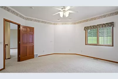 4112 Mill Run Court, Eau Claire, WI 54703 - Photo 22