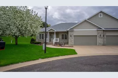 4112 Mill Run Court, Eau Claire, WI 54703 - Photo 2