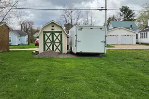 918 Main St, Black River Falls, WI 54615 - Photo 28