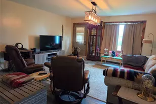 918 Main St, Black River Falls, WI 54615 - Photo 8