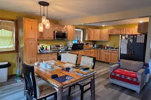 918 Main St, Black River Falls, WI 54615 - Photo 6