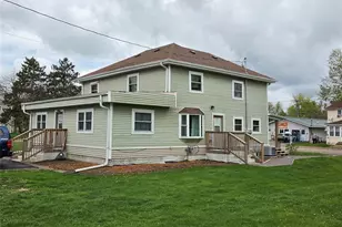 918 Main St, Black River Falls, WI 54615 - Photo 30