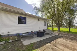 553 County Rd D, Eau Galle, WI 54740 - Photo 38