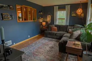 718 Maple St, Chippewa Falls, WI 54729 - Photo 10