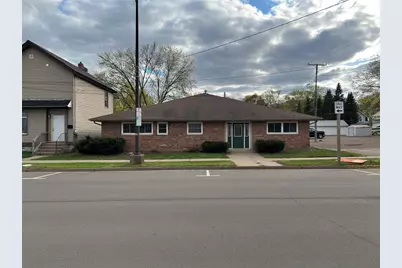 512 Bay Street, Chippewa Falls, WI 54729 - Photo 2