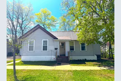 809 Niagara Street, Eau Claire, WI 54703 - Photo 1