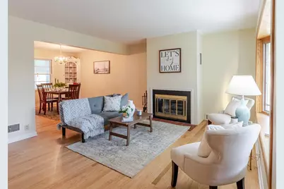 2836 Kelly Place, Eau Claire, WI 54701 - Photo 2